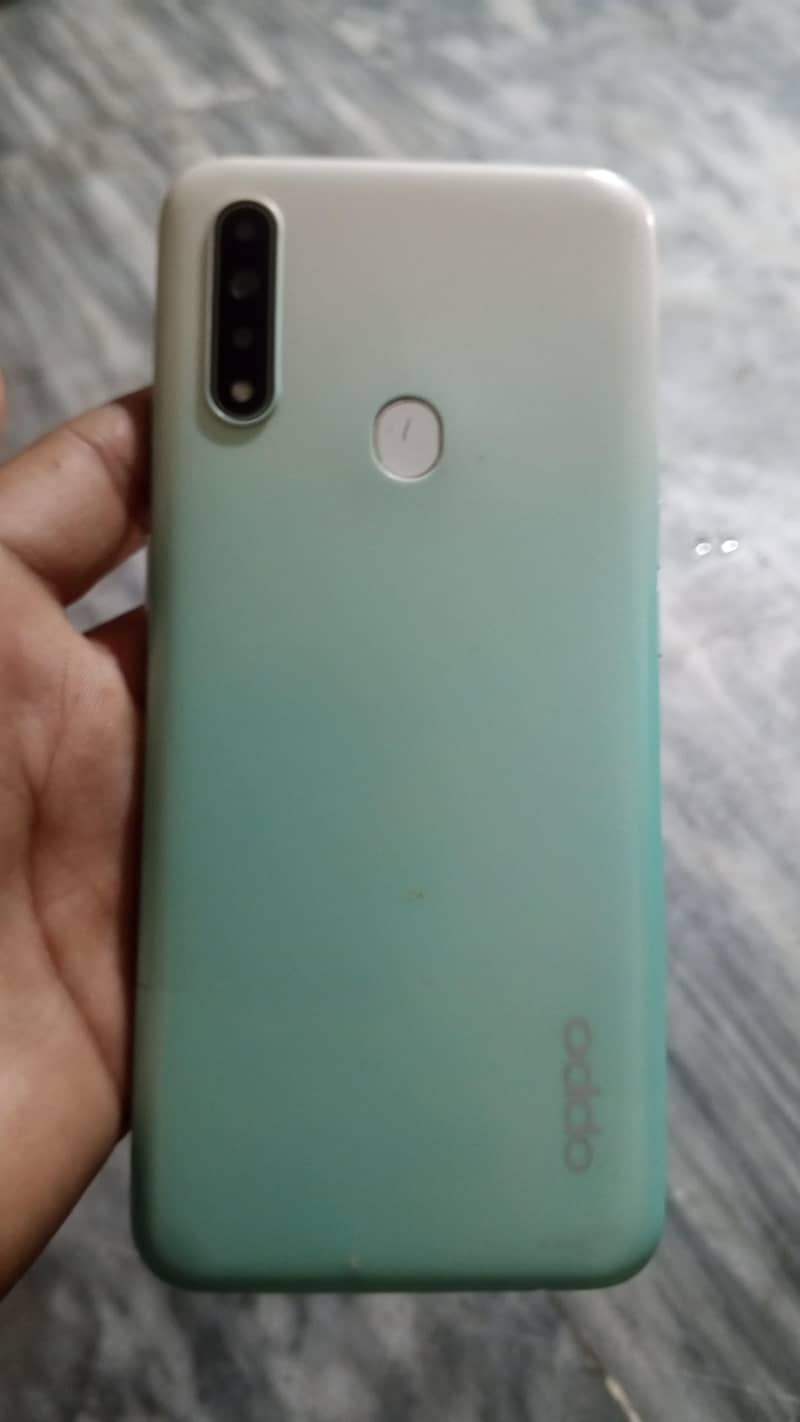 OPPO A31 0