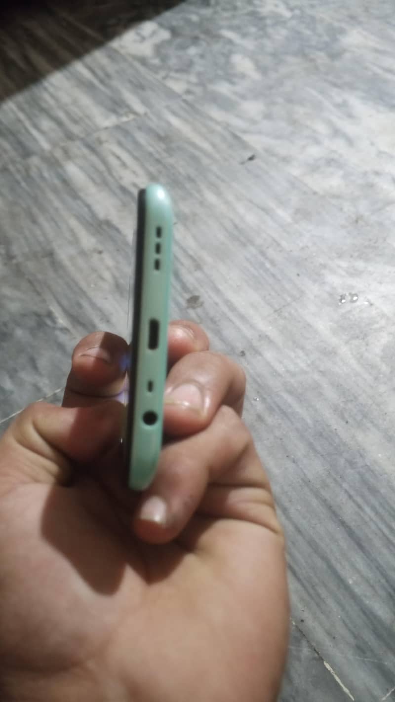 OPPO A31 2