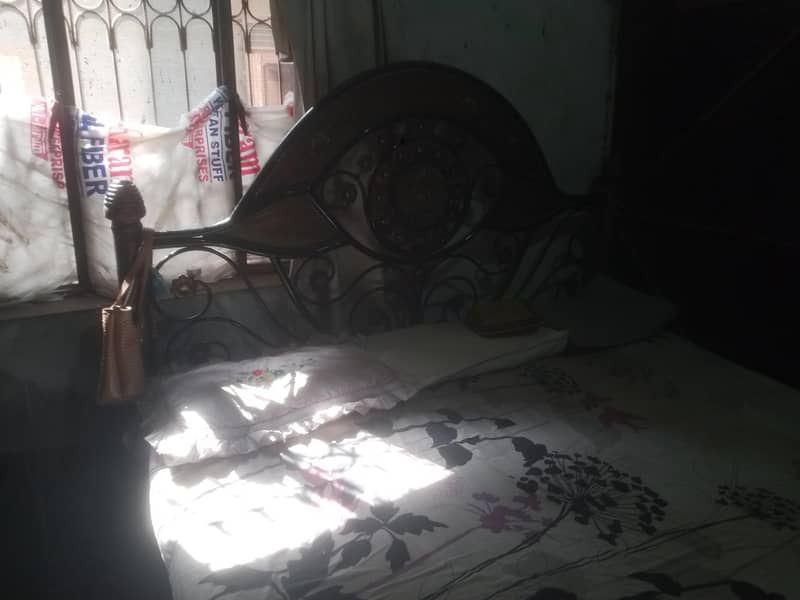 Iran bed 2