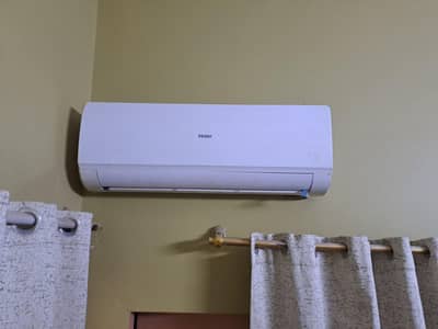 haier 1 ton non inverter AC