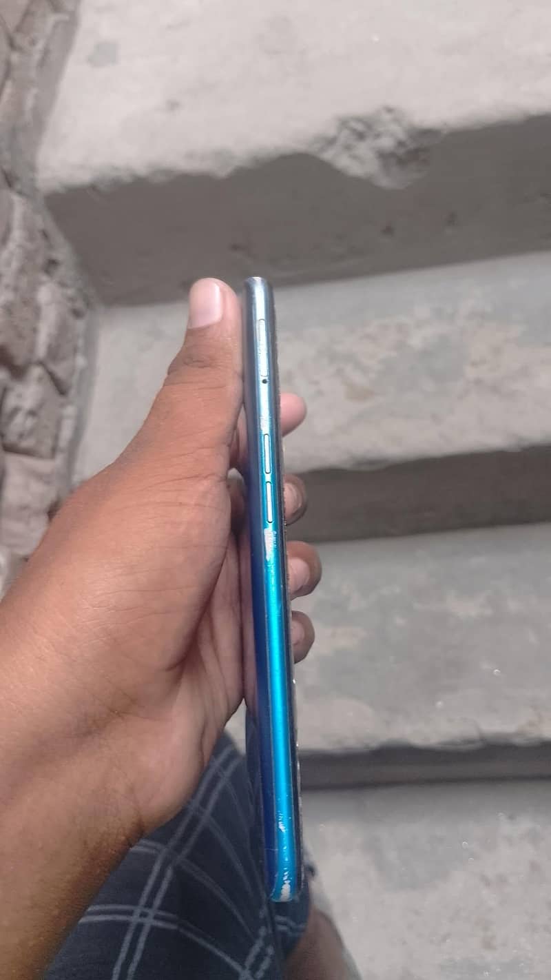OPPO A53 3