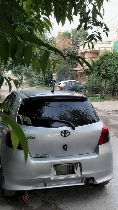 Toyota Vitz 2012