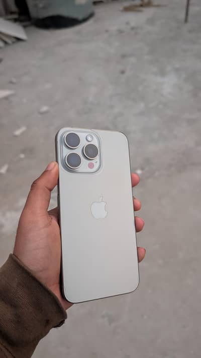 Apple iPhone 15 Pro Max jv