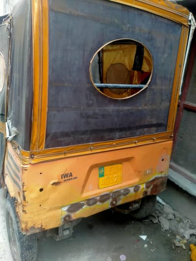 auto rickshaw 2016 model for sale all okay