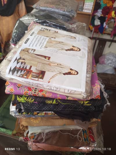62 Piece of Women Suits 3pc 2pc Velevet Lawn leelan Etc