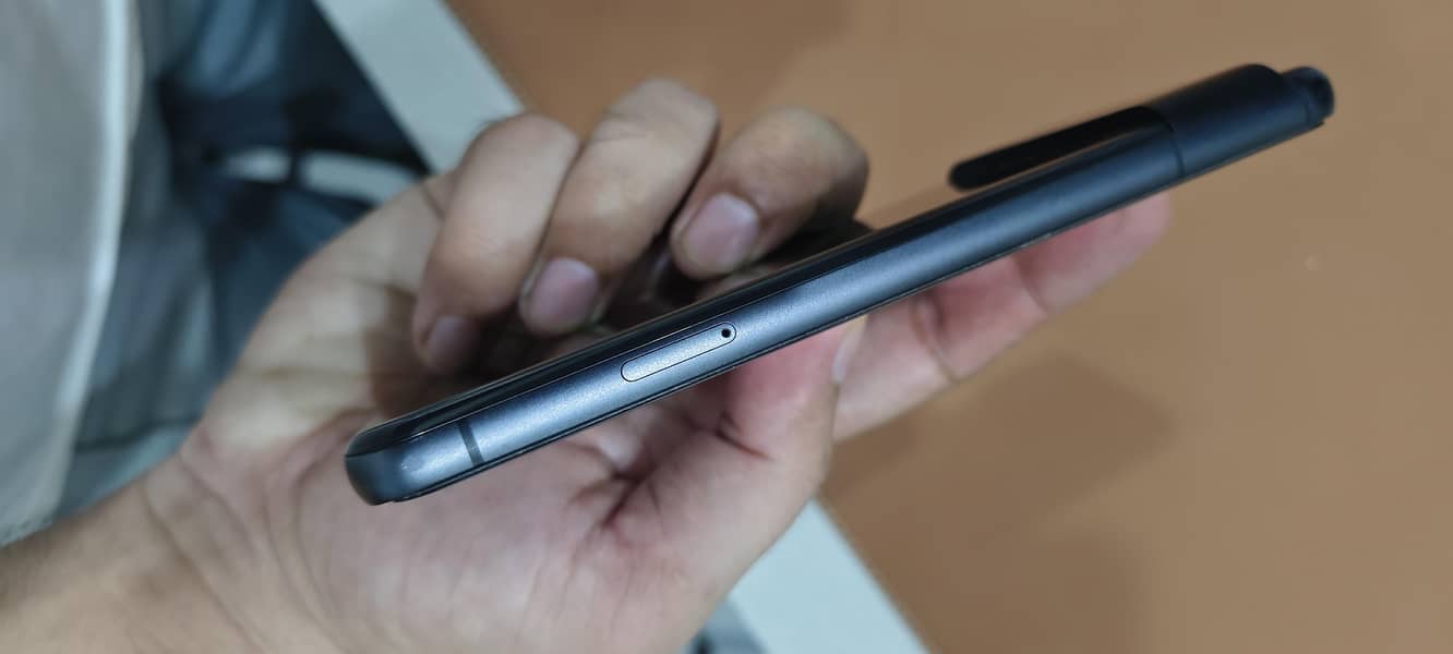 Google Pixel 8 3