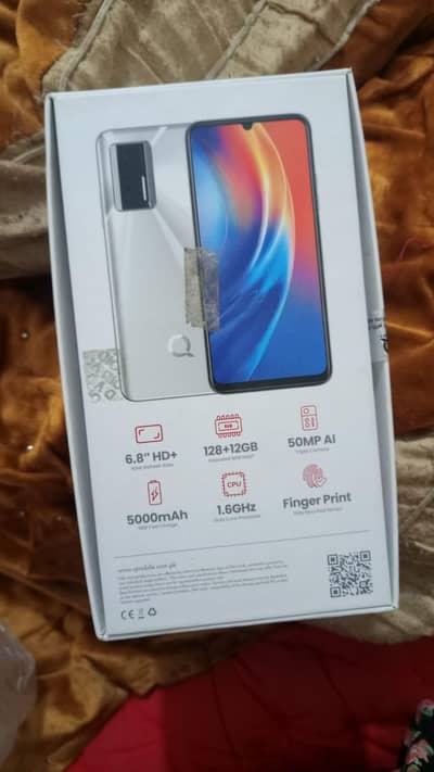 Q mobile 12/128