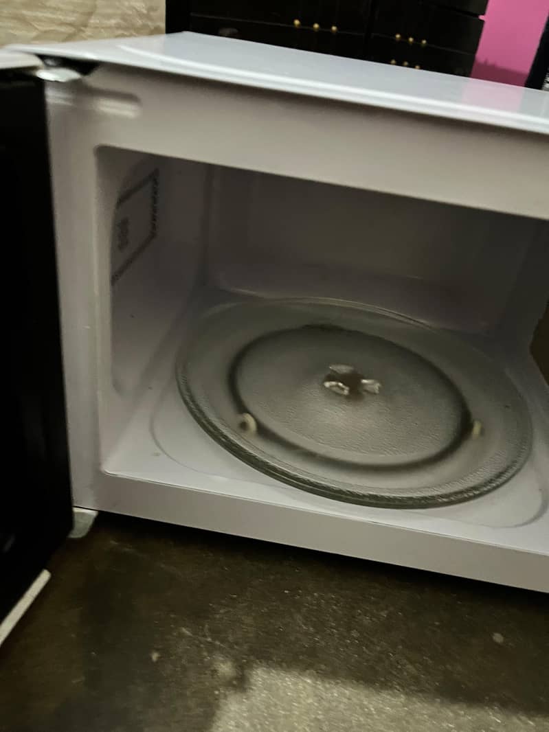 Dawlance microwave 5