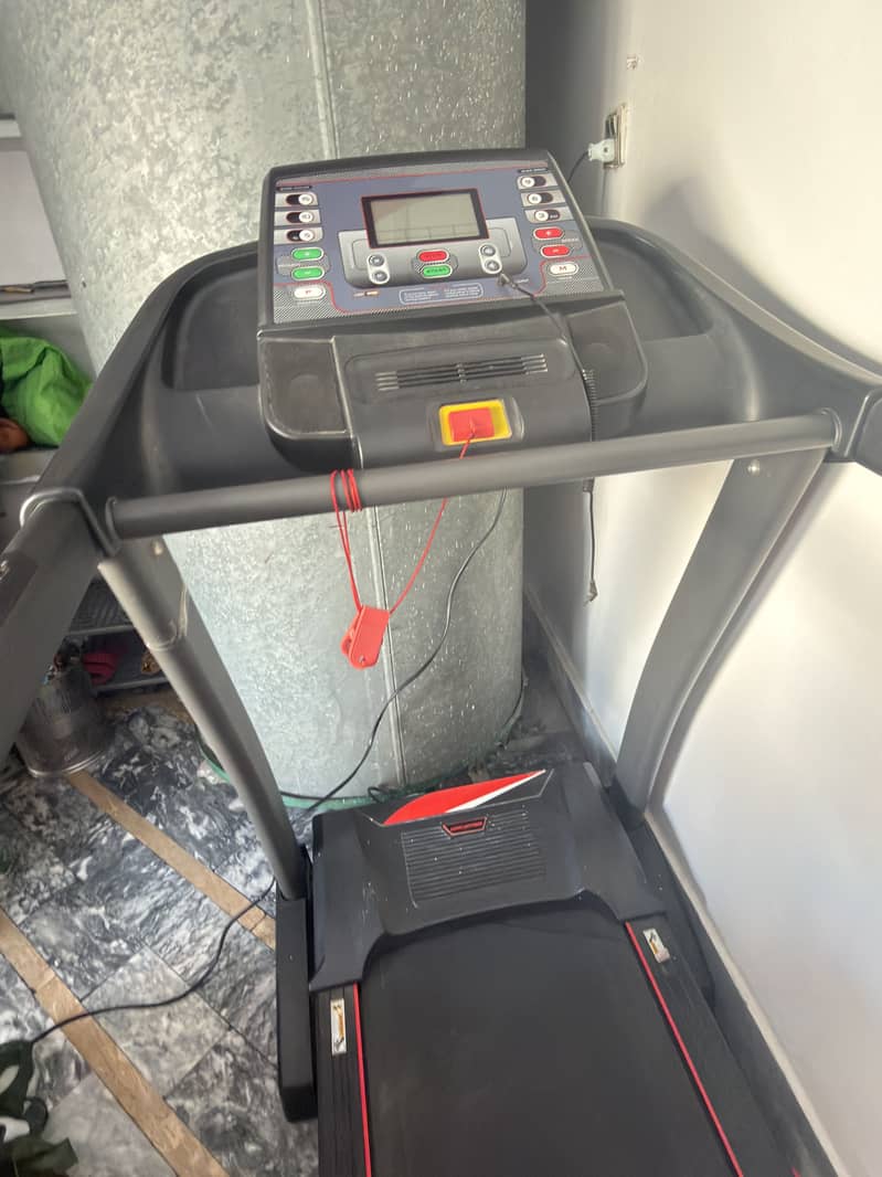 Running machine 5