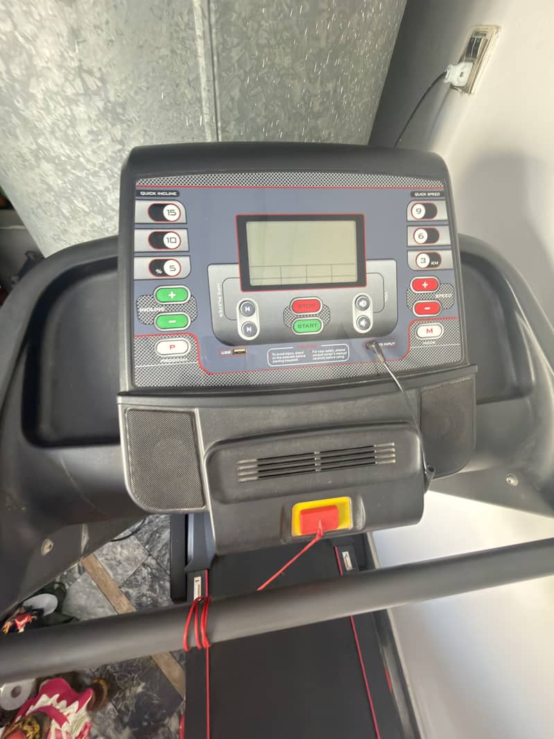 Running machine 6