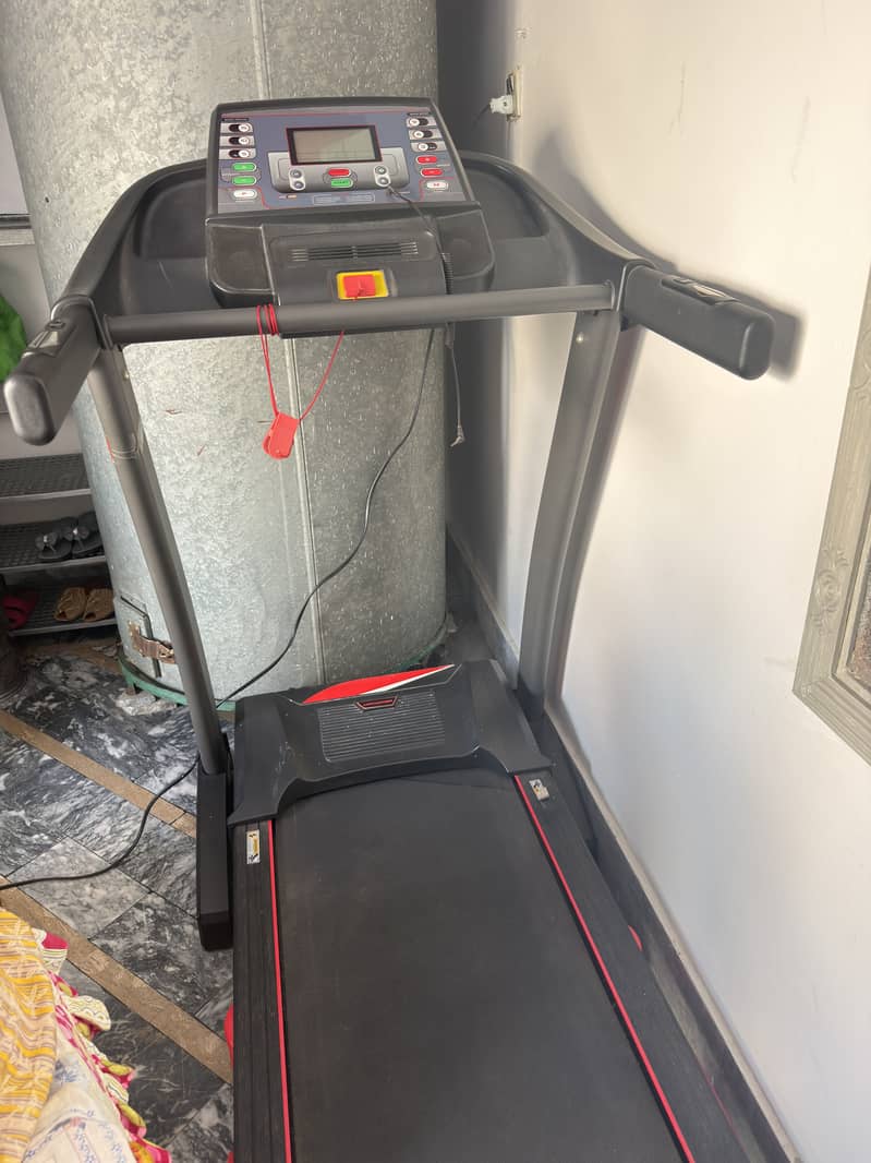 Running machine 7