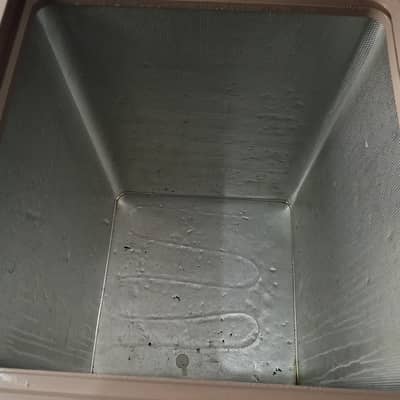 Urgently selling Dawlance Deep Freezer 2 Door