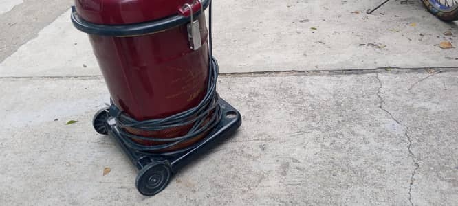 National vecum cleaner