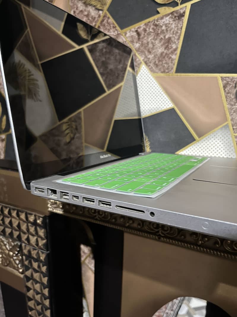 Macbook Pro 2015 Model 1