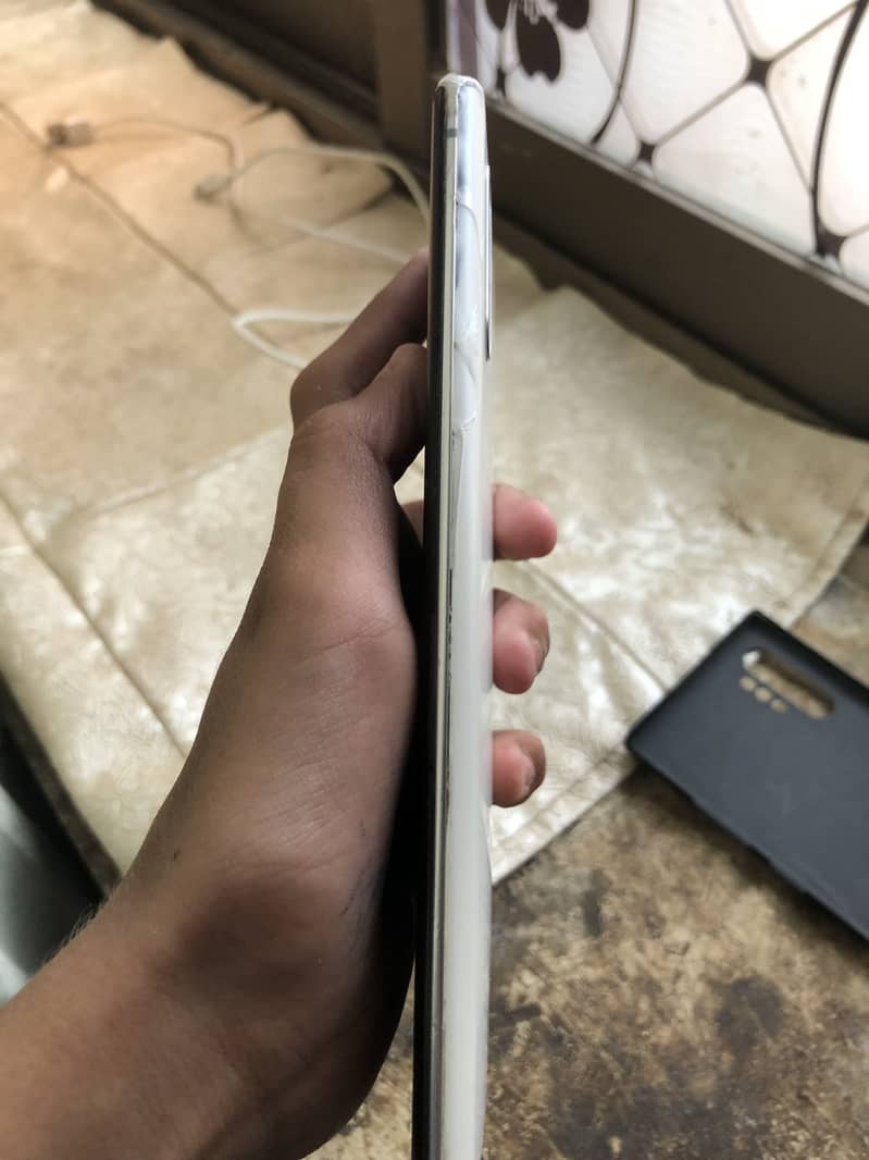 Samsung Mobile Note 10 Plus 3