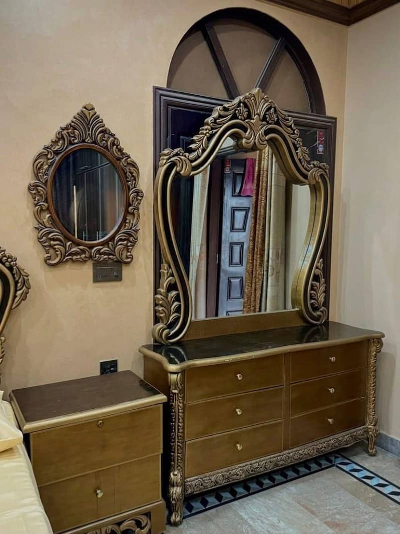 Bed Dressing table with side drawer 1
