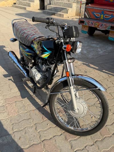 HONDA CG 125 CLASSIC 25'26 MODEL