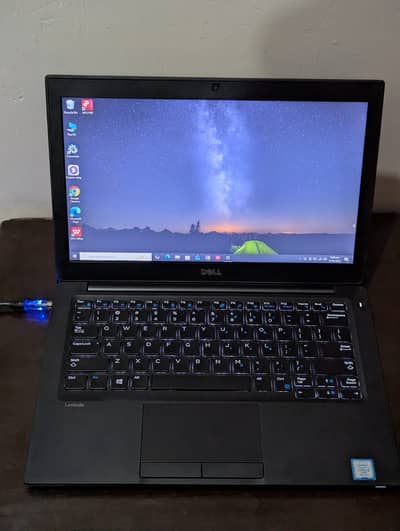 DELL Latitude 7820