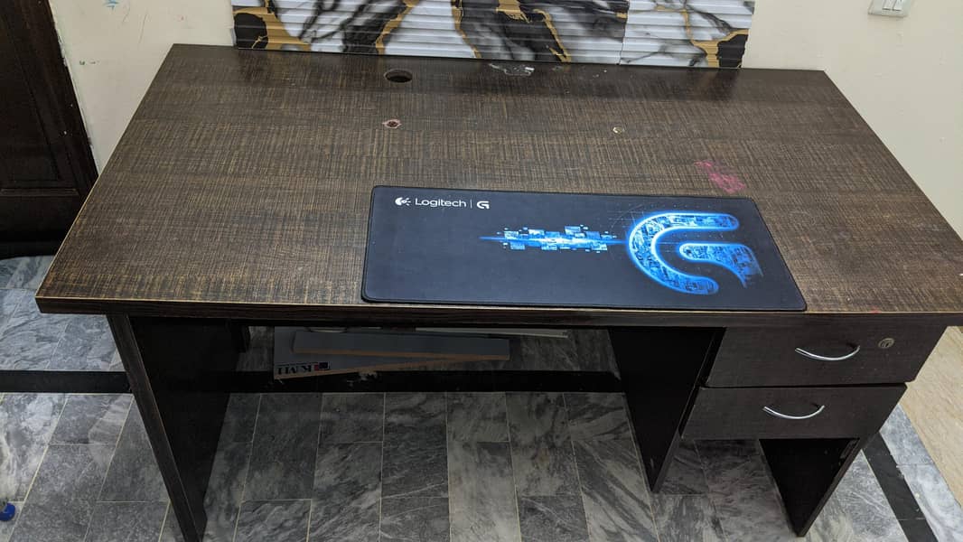 Solid Office Computer Table 3
