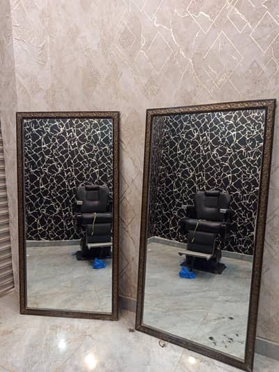 front mirror neat condition
