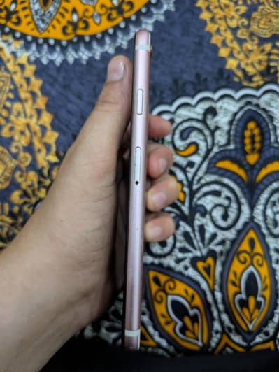 Apple iPhone 6S