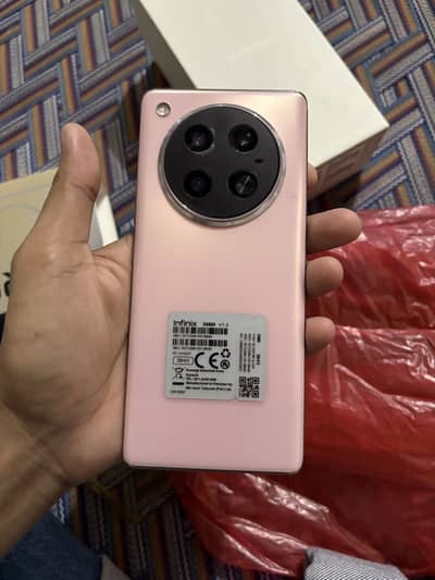 Infinix Zero 40