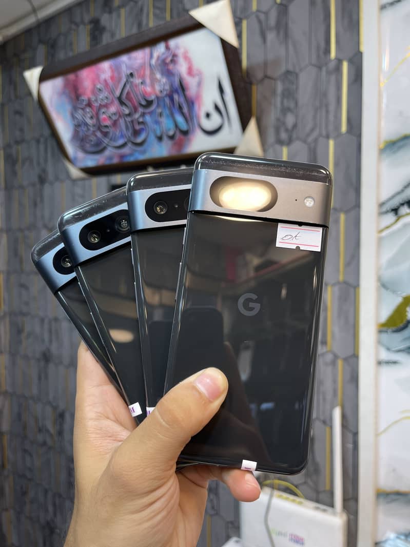 Google Pixel 8 0