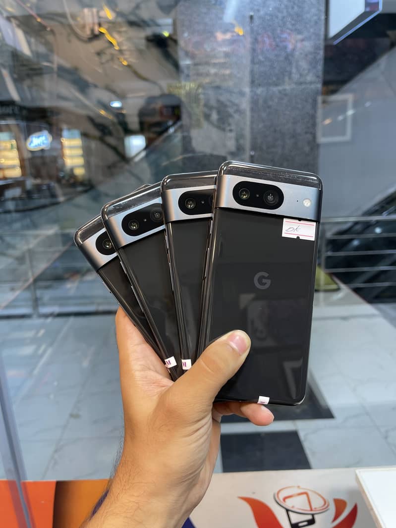 Google Pixel 8 1