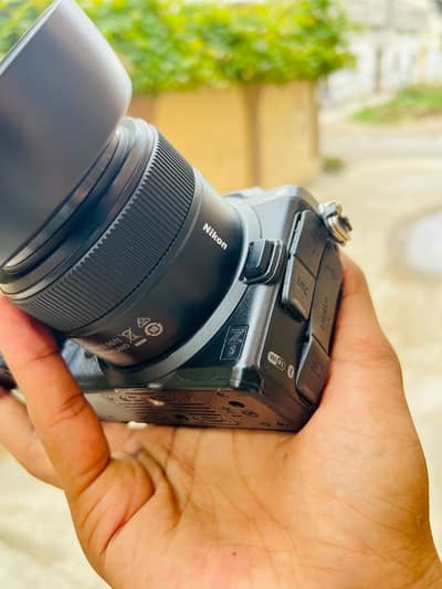 Nikon Z5 & 40mm Lans