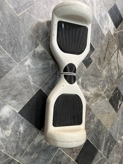 Hoverboard self balancing scooter - white - working condition