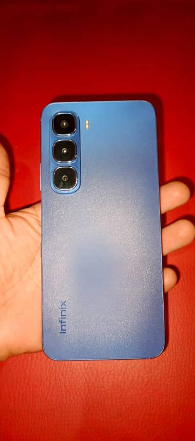 Infinix Hot 60I  ha consiahion 10 by 9 ha all OK mobile ha only charge