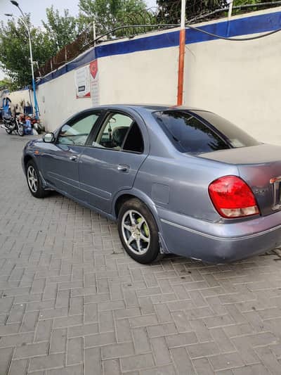 Nissan Sunny 2006