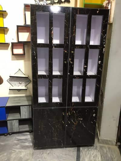 Mirror Showcase with 2 Cabinets In Gujranwala | Price: 25000