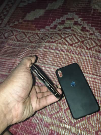 iPhone XS Max 64gb singal sim pta esim time available