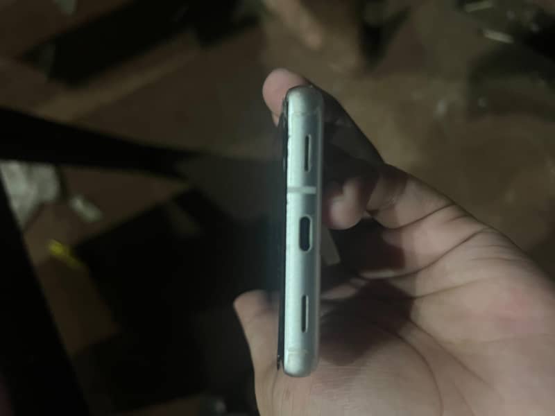 Google Pixel 7a 6