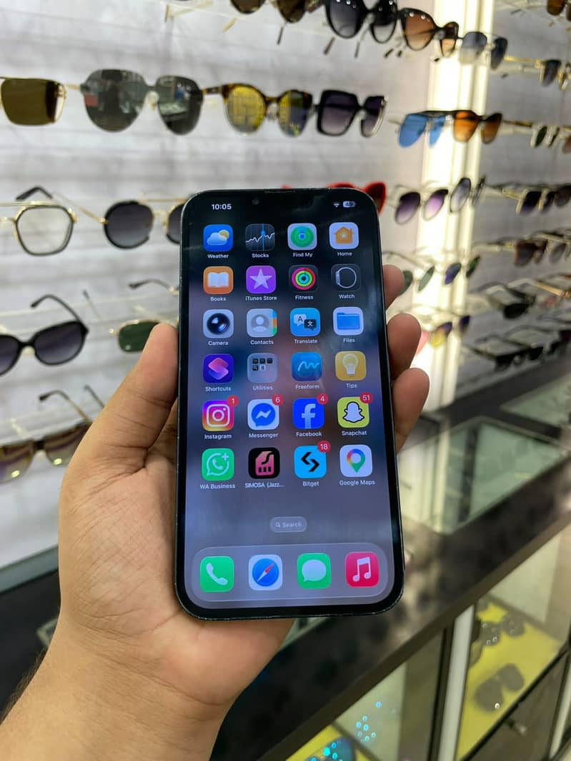 Apple iPhone 14 plus 3