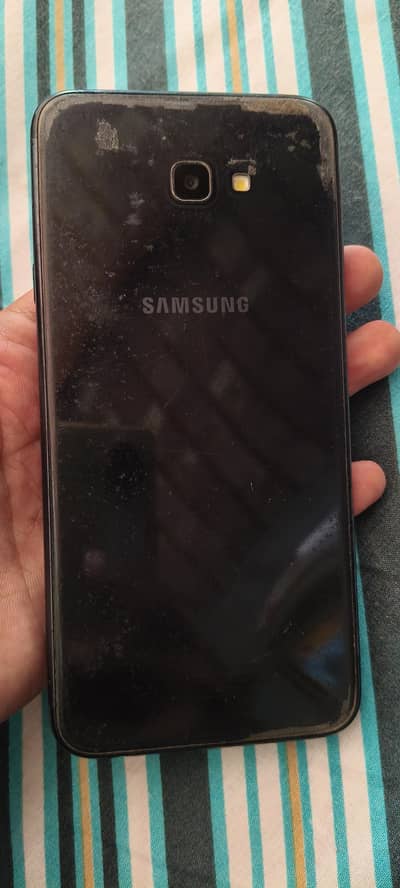 Samsung Galaxy j4 +