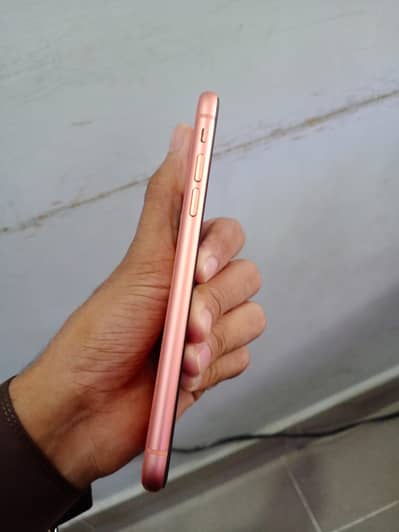 Apple iPhone XR