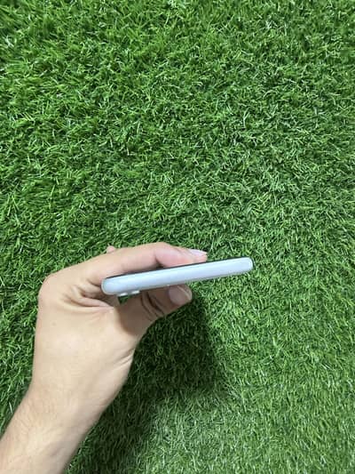 Apple iPhone XR