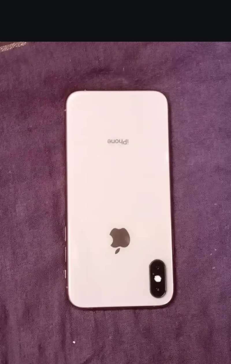 Apple iPhone XS 1