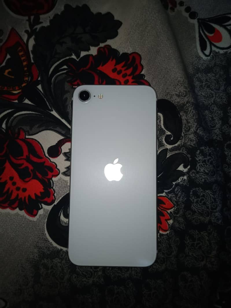 Apple iPhone SE 0