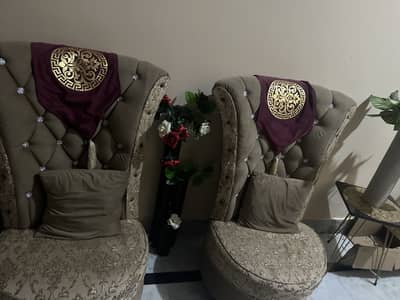 2 SOFA CHAIRS