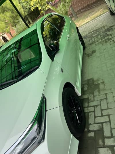 Toyota Altis Grande 2023