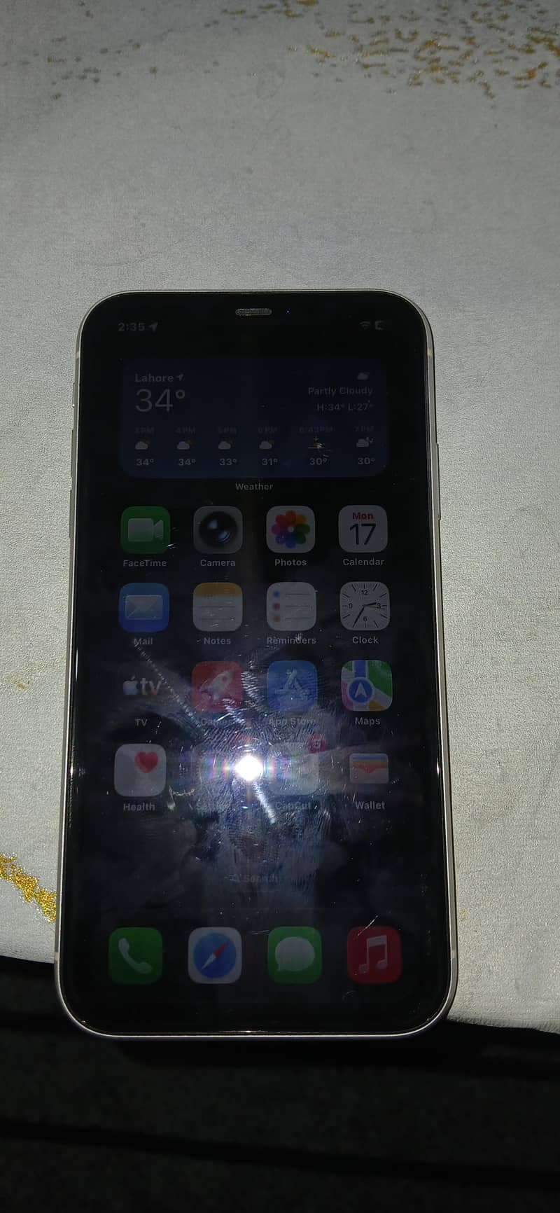Apple iPhone 11 6