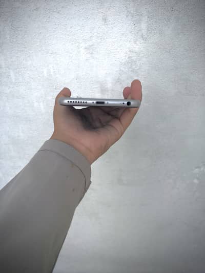 Apple iPhone 6S Plus