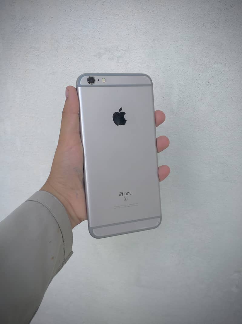Apple iPhone 6S Plus 2
