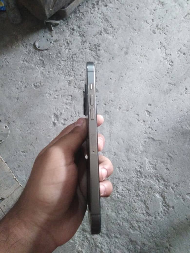 iPhone 12 Pro Max 5