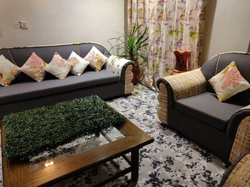 Sofa set with table 1
