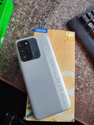 Tecno Spark 8C