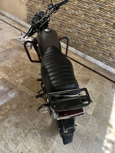 Suzuki GS 150
